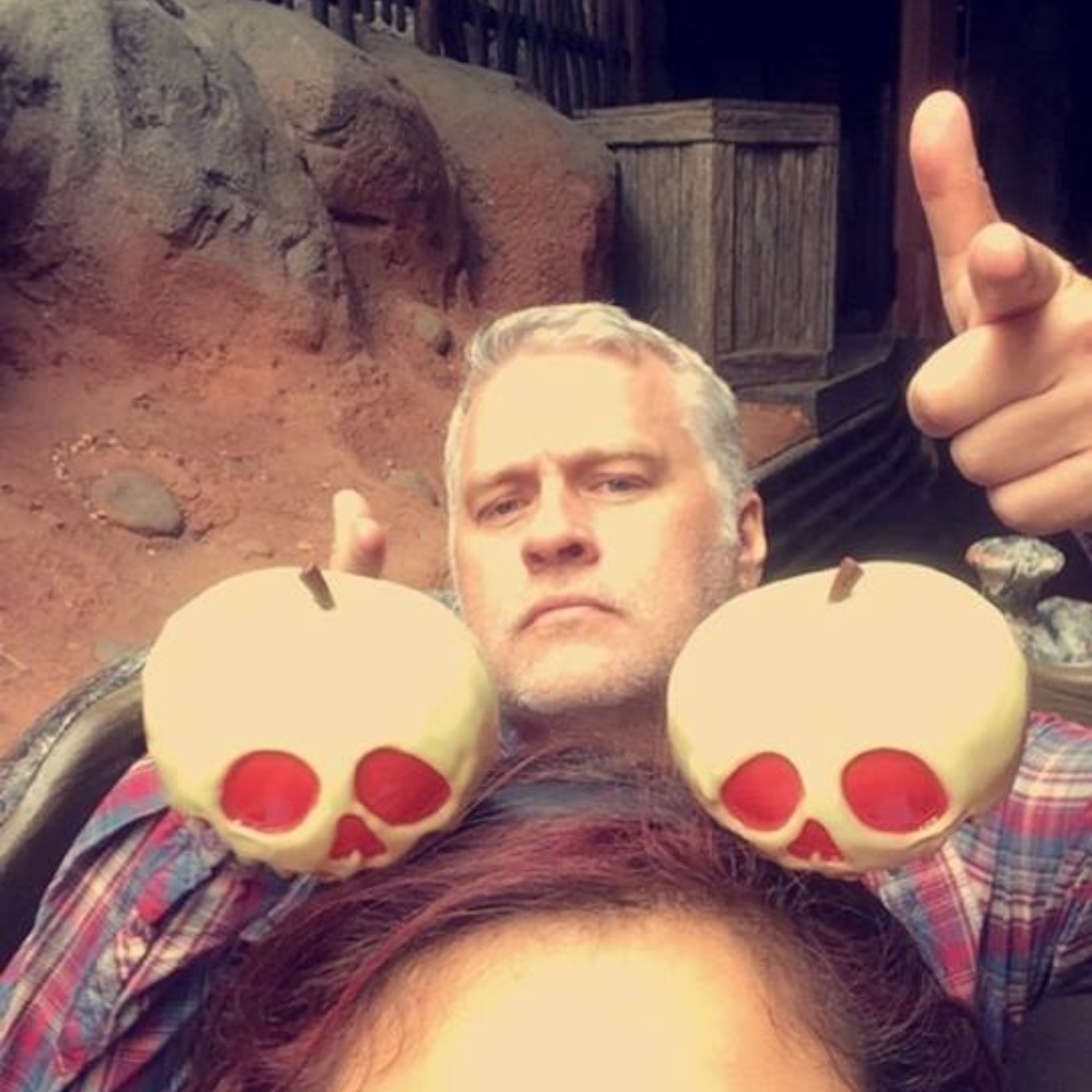 Meet your Posher, Todd